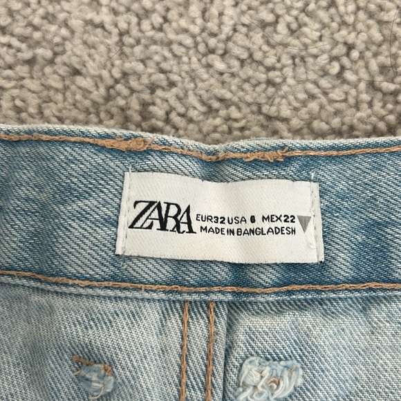 Zara jean shorts - Picture 2 of 4